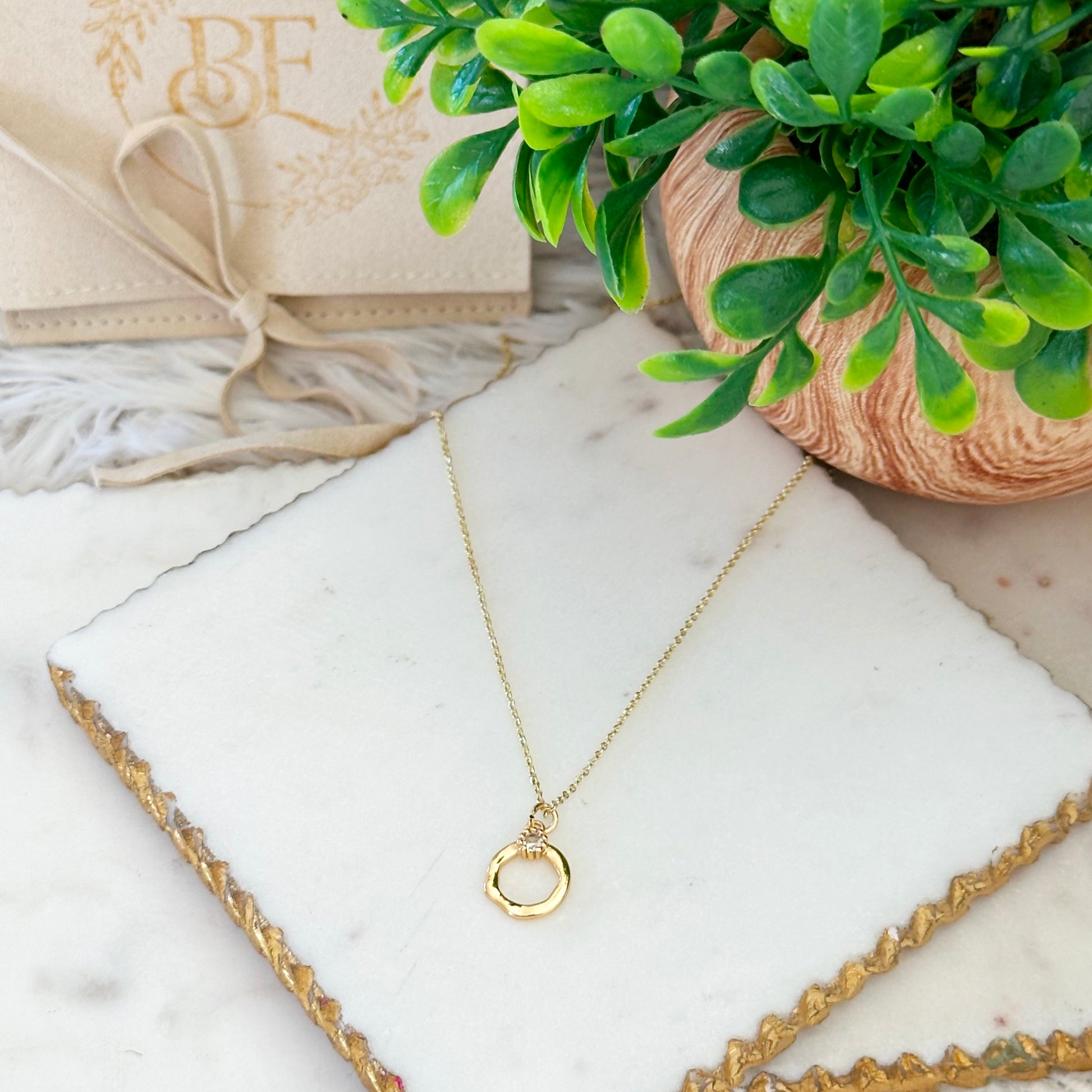 Gold filled open circle pendant necklace