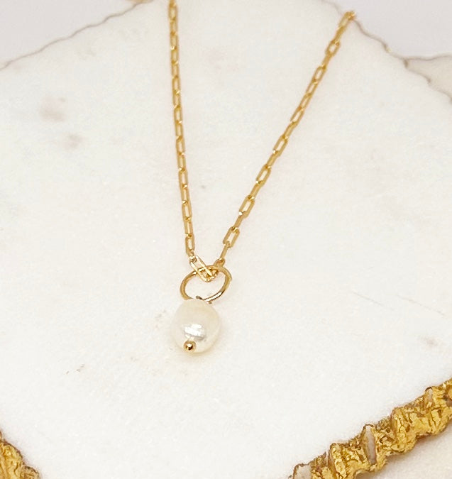 Gold filled freshwater pearl necklace